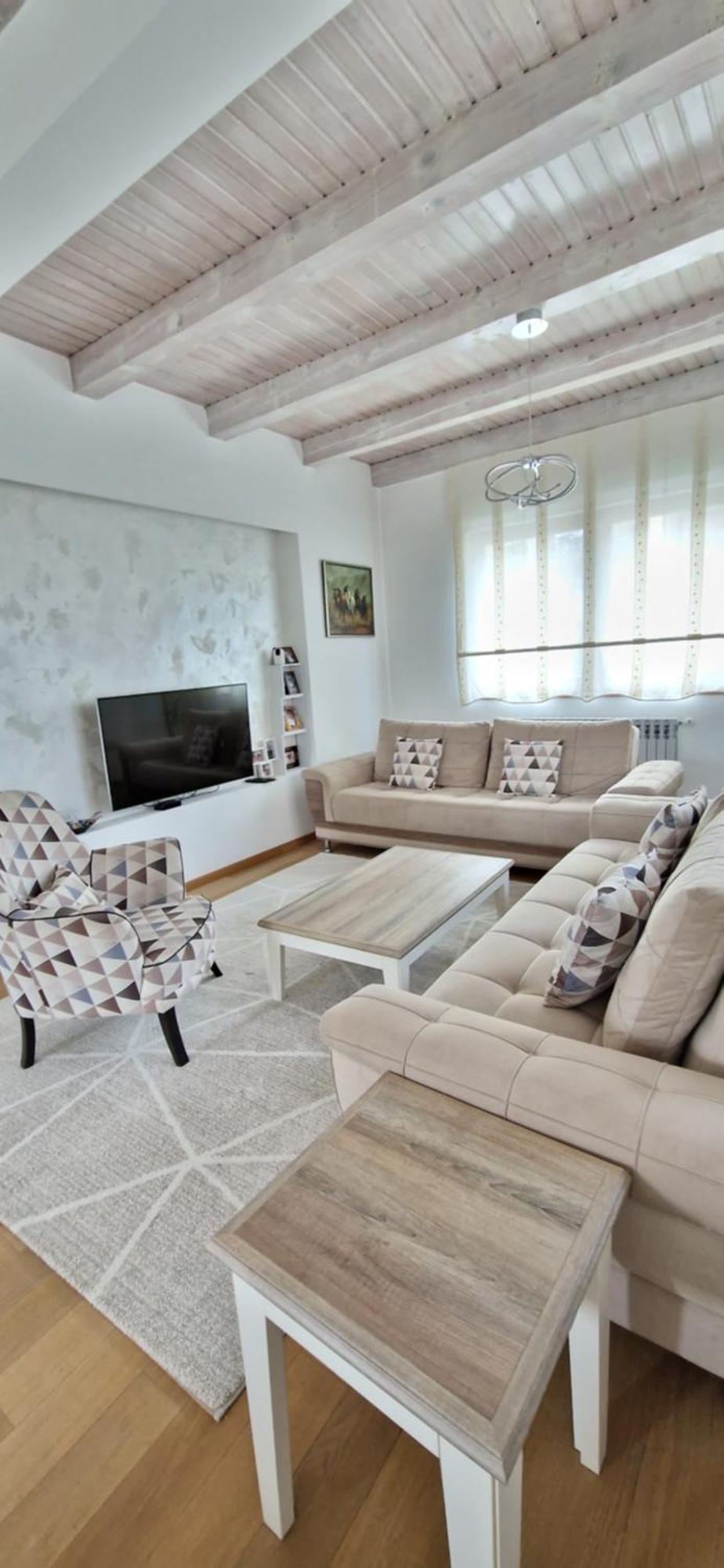 Family Apartment With Garden ซาราเยโว ภายนอก รูปภาพ