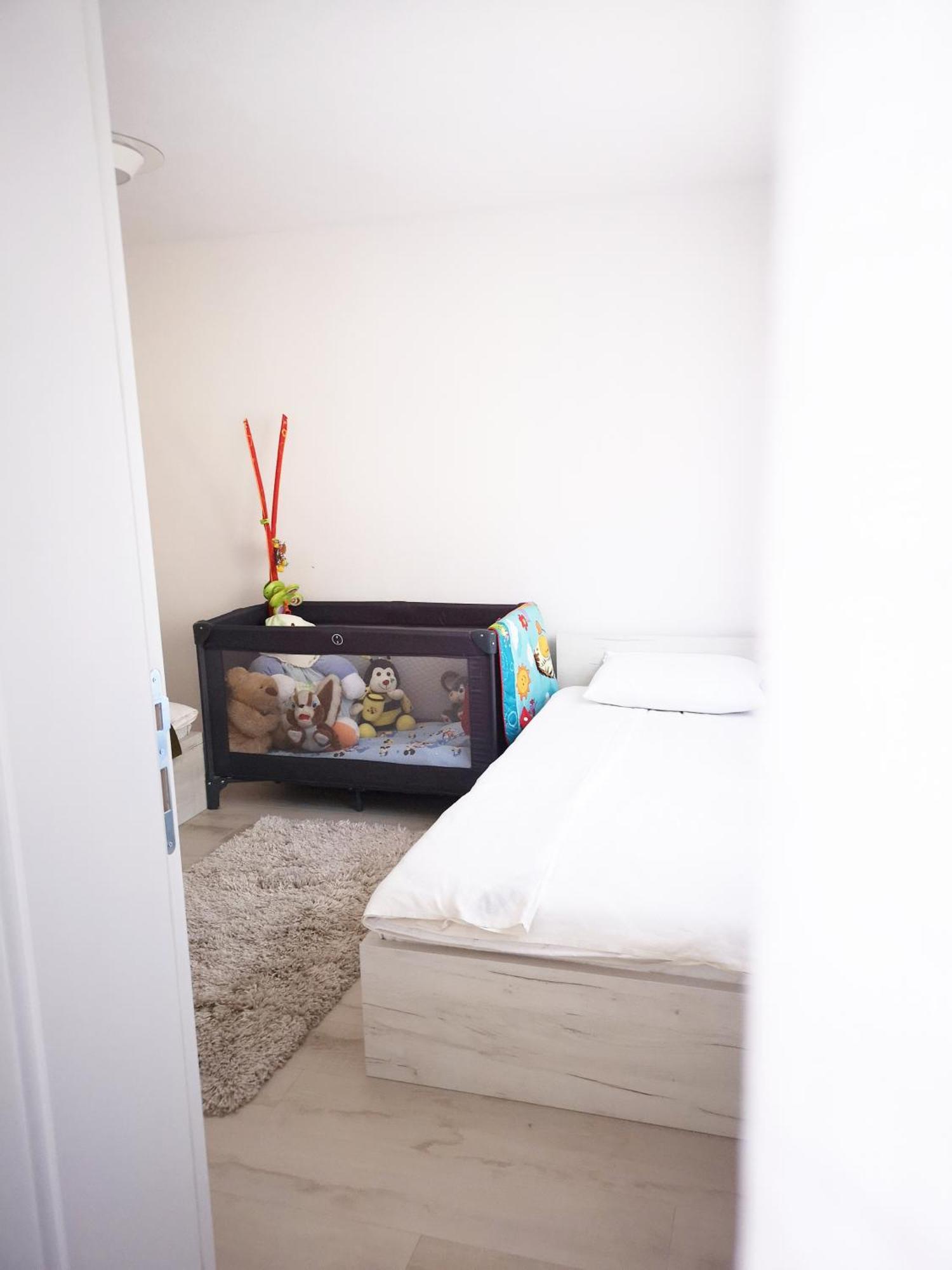 Family Apartment With Garden ซาราเยโว ห้อง รูปภาพ